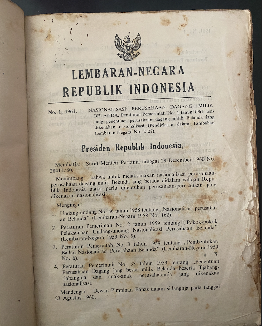 Cover Lembaran Negara Republik Indonesia Tahun 1961 No. 1-90