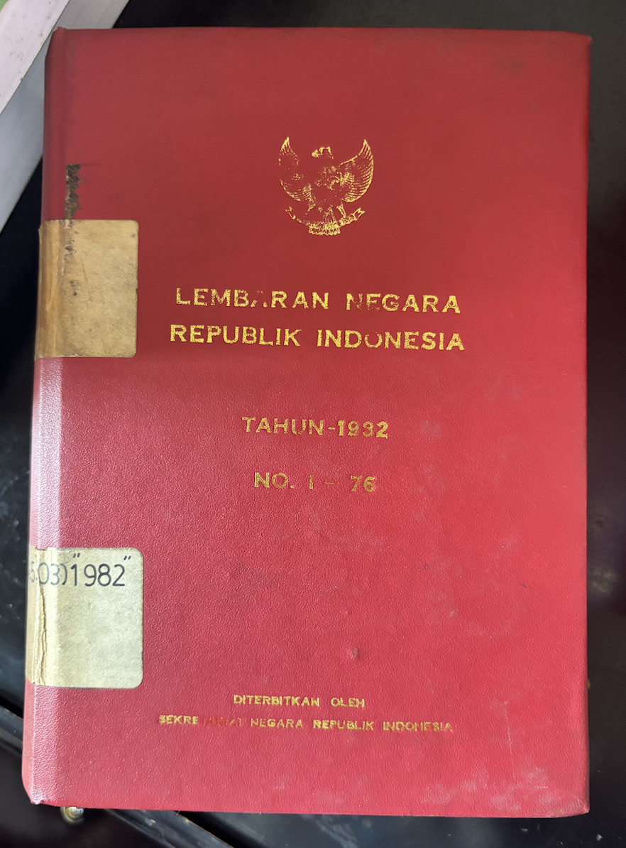 Cover Lembaran Negara Republik Indonesia Tahun 1982 No. 1-76