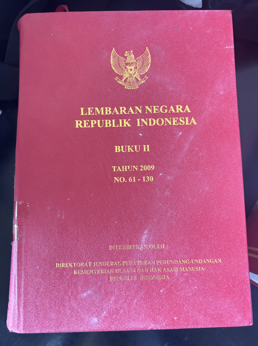 Cover Lembaran Negara Republik Indonesia Buku II Tahun 2009 No. 61-130