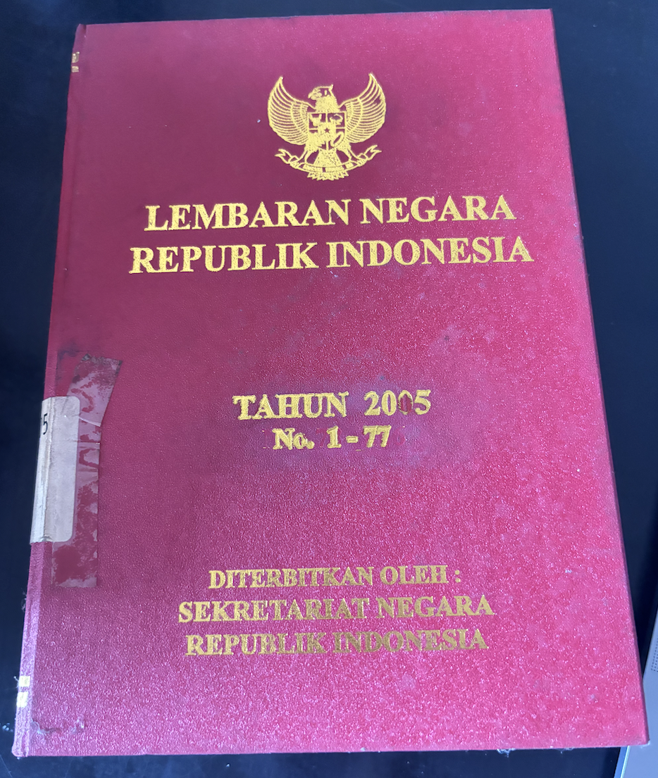 Cover Lembaran Negara Republik Indonesia Tahun 2005 No. 1-77