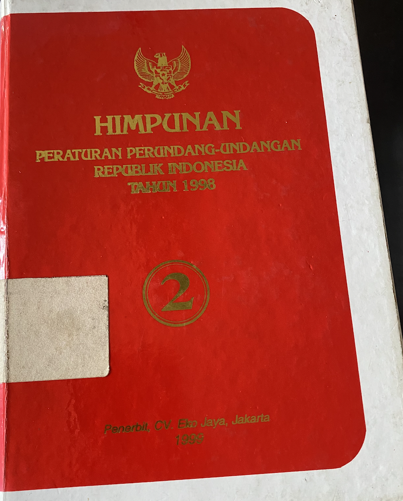 Cover Himpunan Peraturan Perundang-Undangan Republik Indonesia Tahun 1998