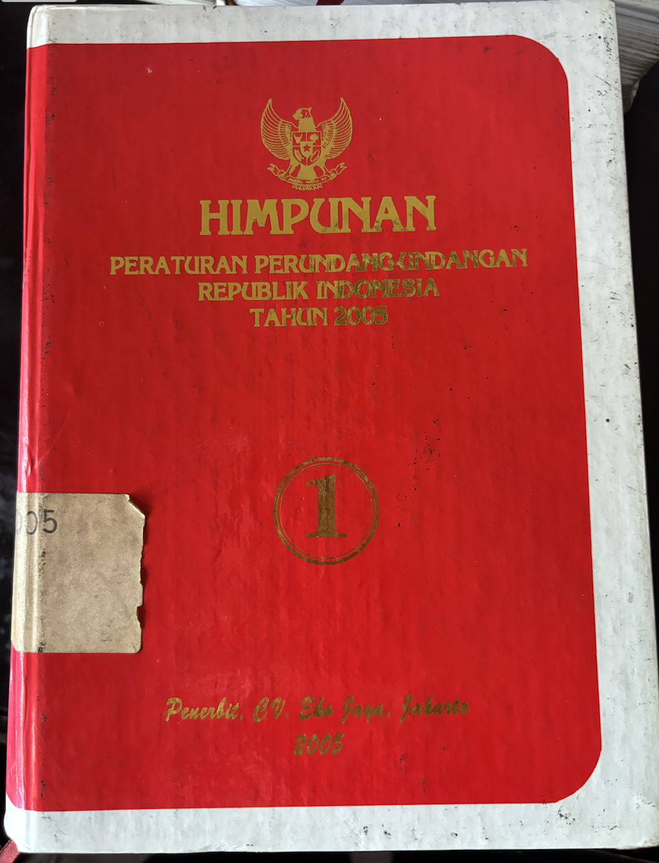 Cover Himpunan Peraturan Perundang-Undangan Republik Indonesia Tahun 2005