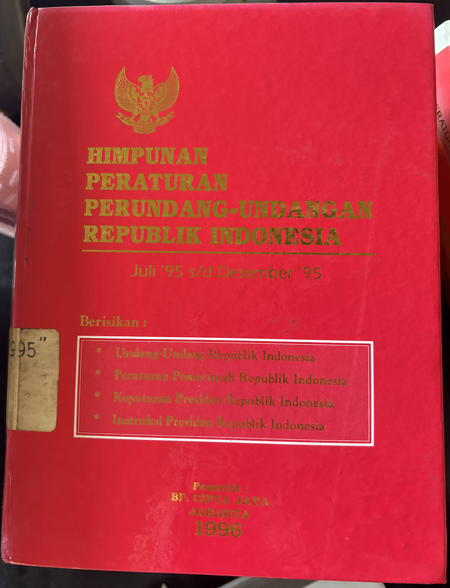 Cover Himpunan Peraturan Perundang-Undangan Republik Indonesia Tahun 1995