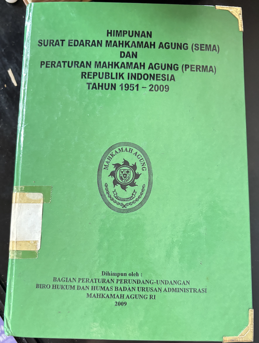 Cover Himpunan Surat Edaran Mahkamah Agung (SEMA) dan Peraturan Mahkamah Agung (PERMA) RI Tahun 1951-2009