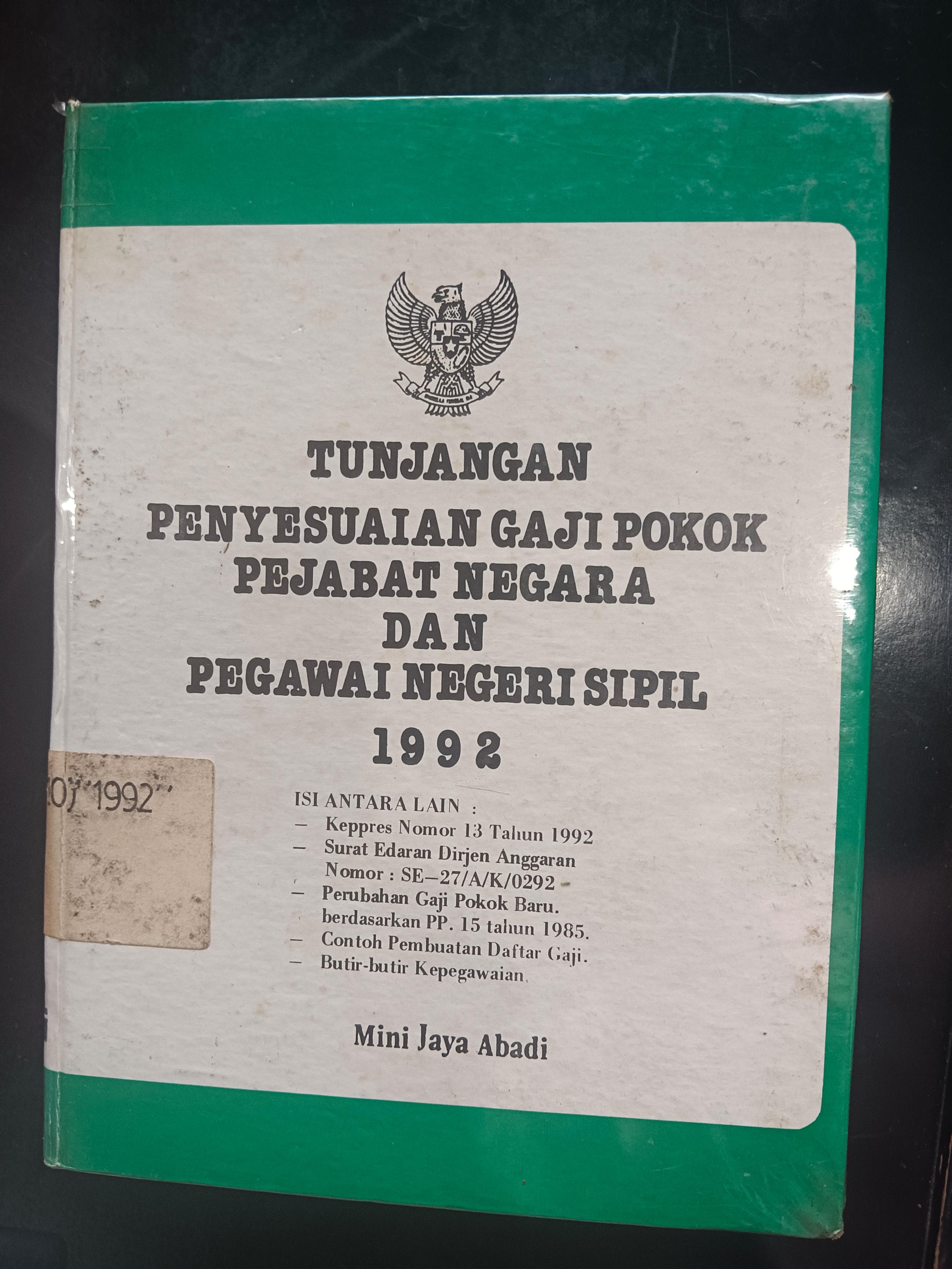 Cover Tunjangan Penyesuain Gaji Pokok Pejabat Negara Dan Pegawai Negeri Sipil 1992