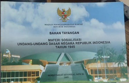Cover Bahan Tayangan Materi Sosialisasi Undang-Undamg Dasar Republic Indonesia Tahun 1945