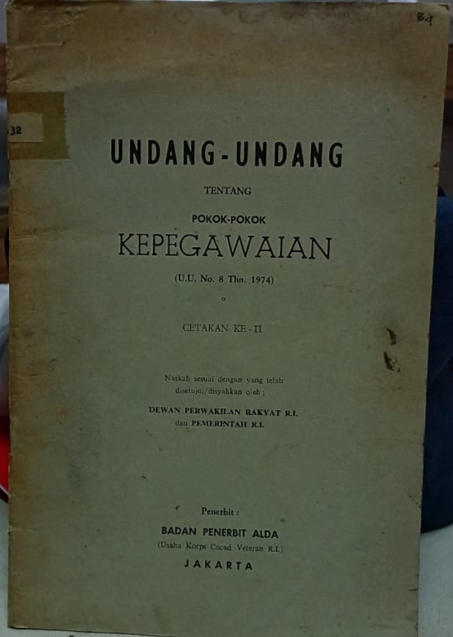 Cover Undang-undang Tentang Pokok-pokok Kepegawaian (UU No. 8 Tahun 1974)