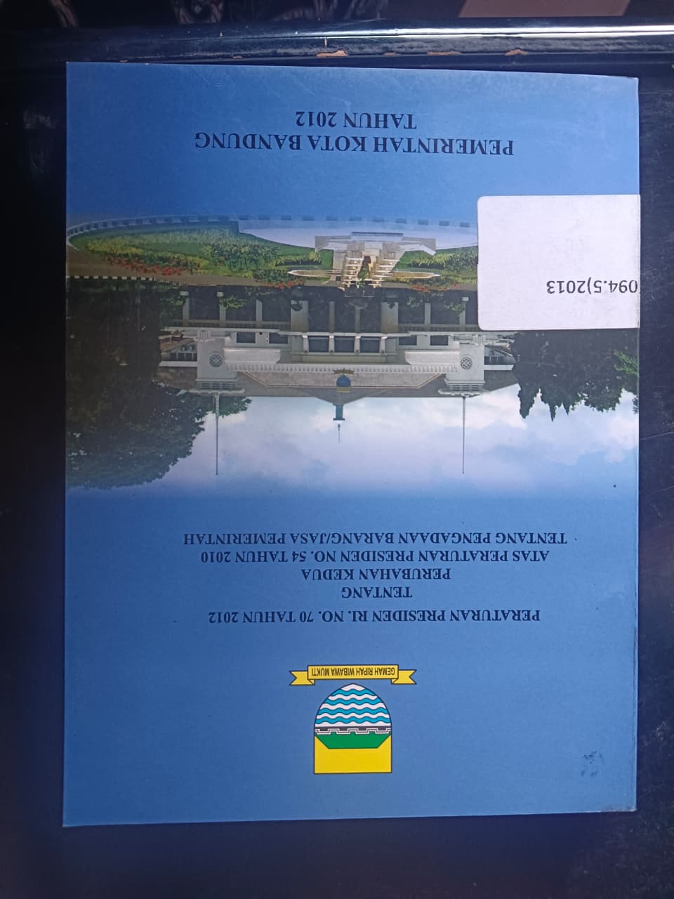 Cover Peraturan Presiden RI. No. 70 Tahun 2012 Tentang Perubahan Kedua Atas Peraturan Presiden No.54 Tahun 2010 Tentang Pengadaan Barang/Jasa Pemerintah
