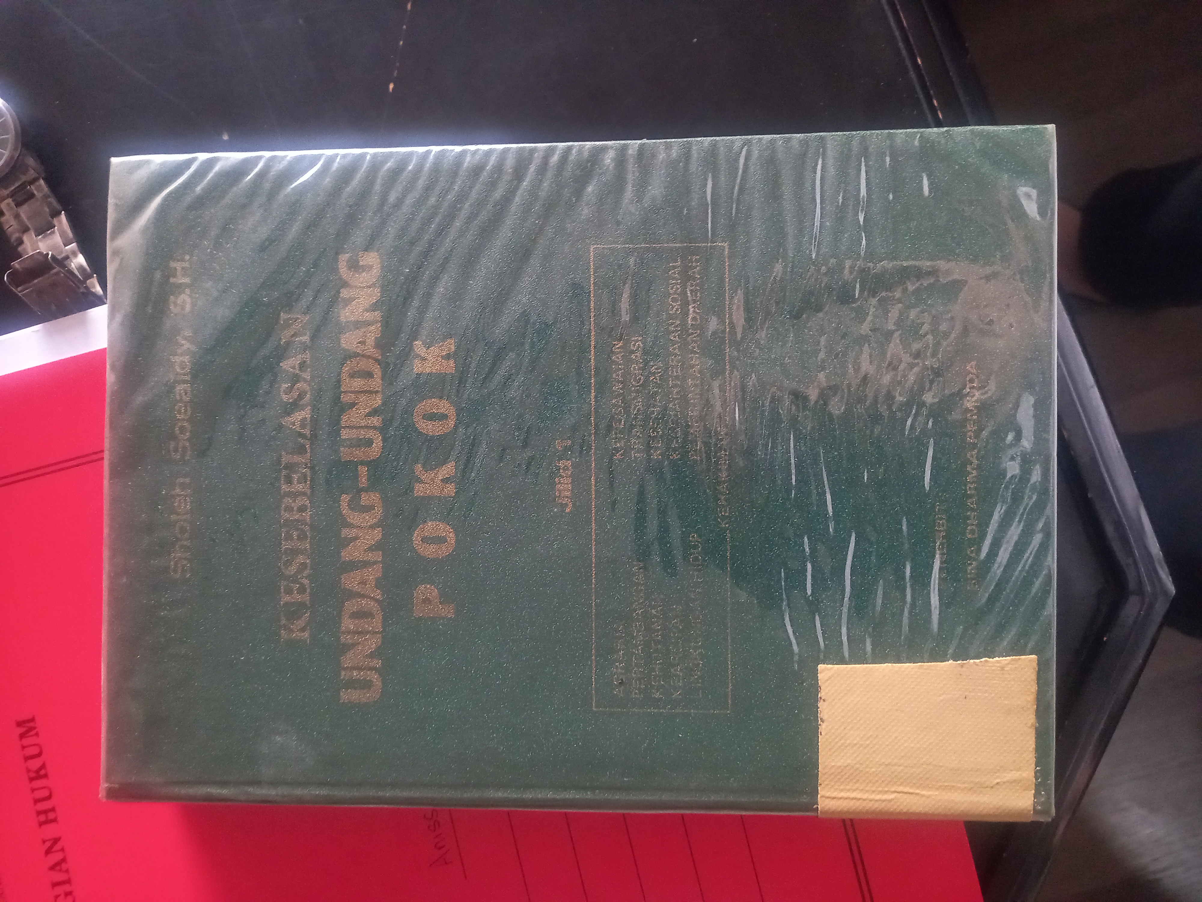 Cover Kesebelasan Undang - Undang Pokok
