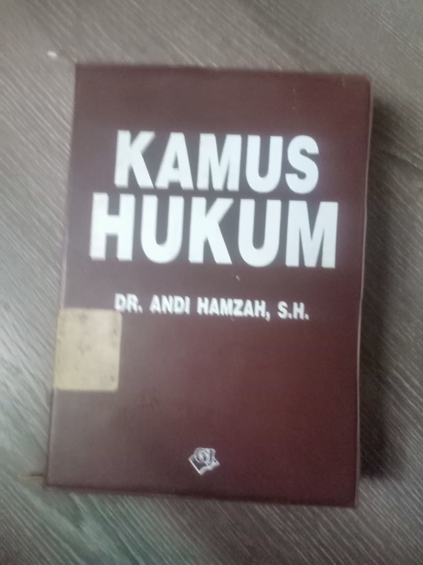 Cover Kamus Hukum