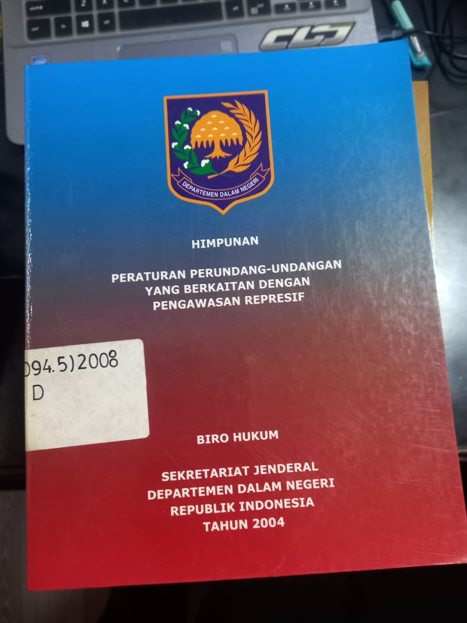 Cover Himpunan Peraturan Perundang - Undagan Yang Berkaitan Dengan Pengawasan Represif