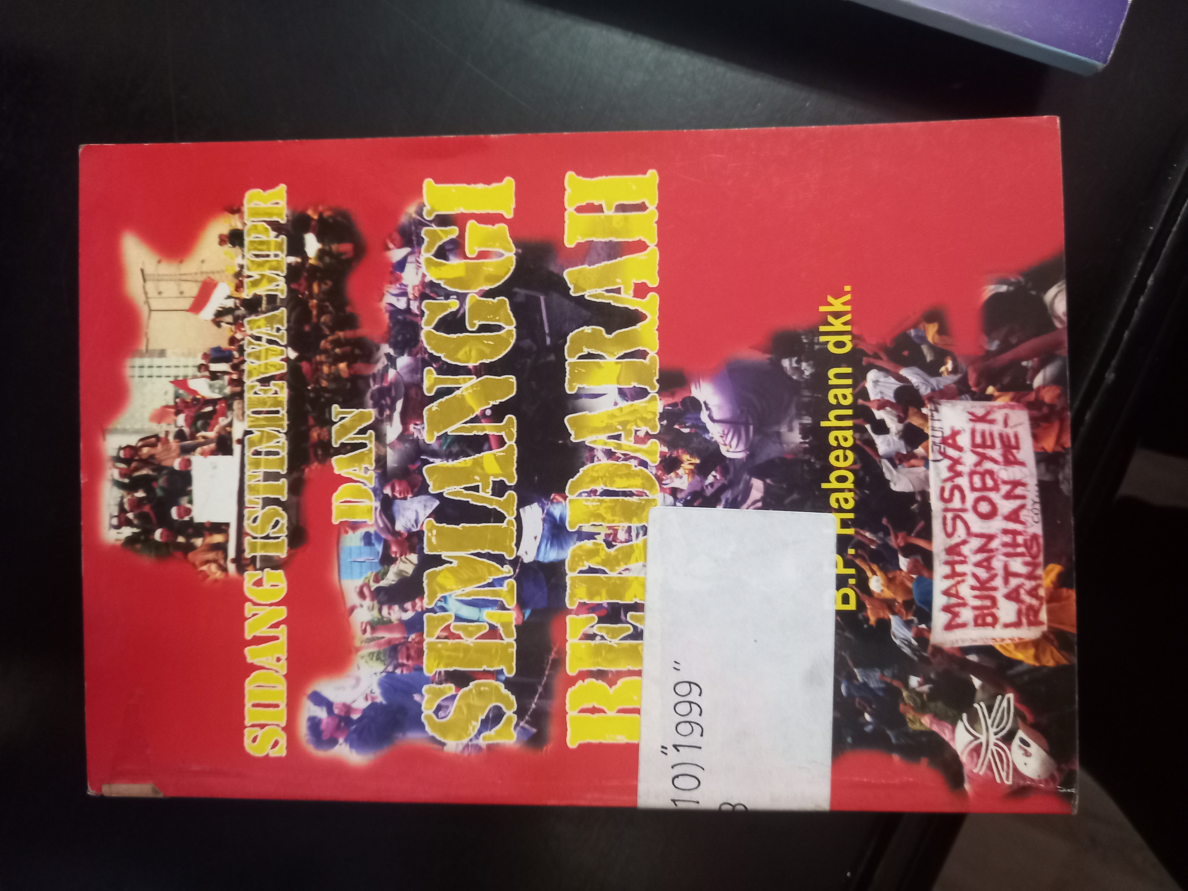 Cover Sidang Istimewa MPR Dan Semanggi Berdarah