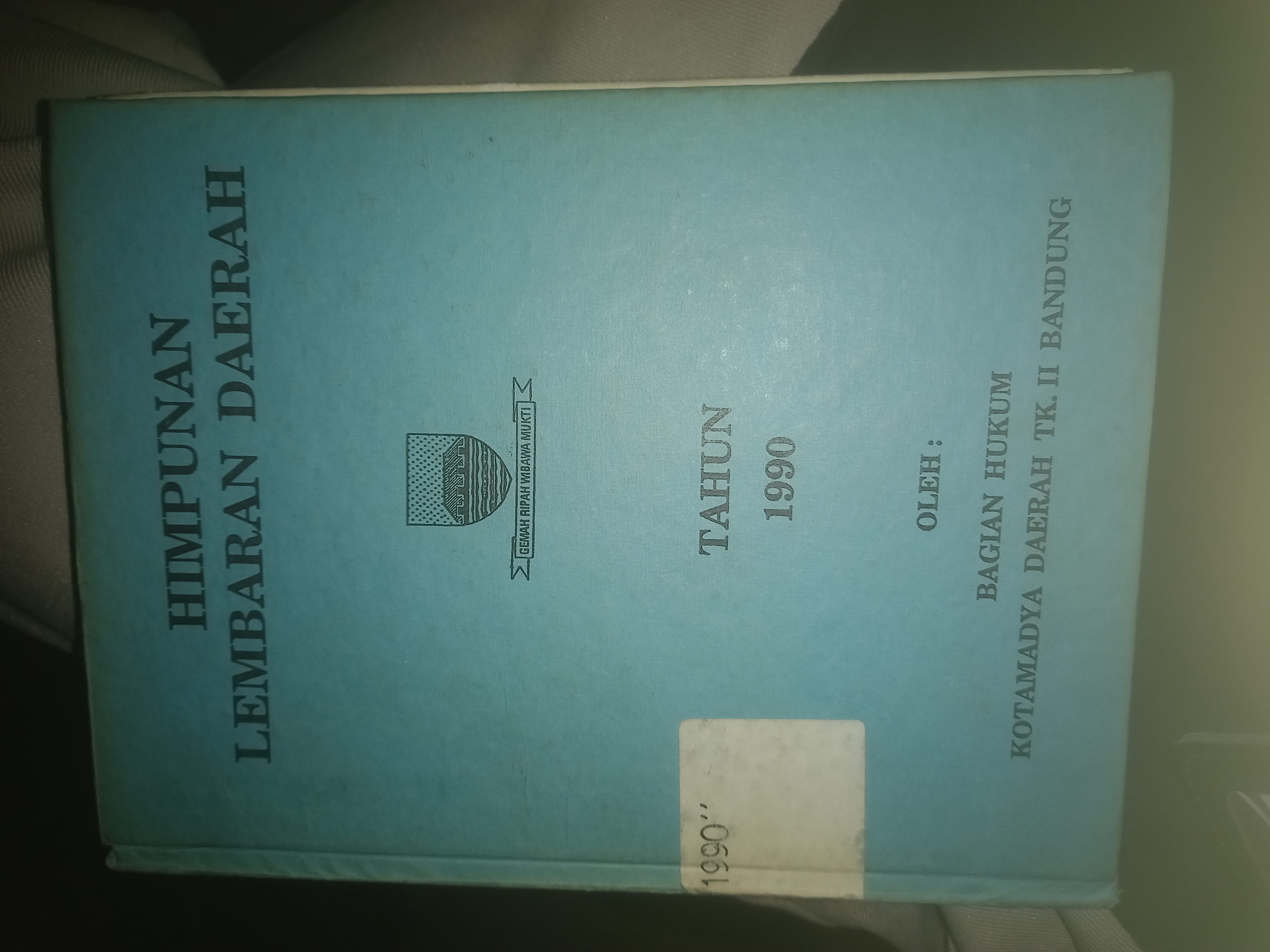 Cover Himpunan lembaran daerah tahun 1990