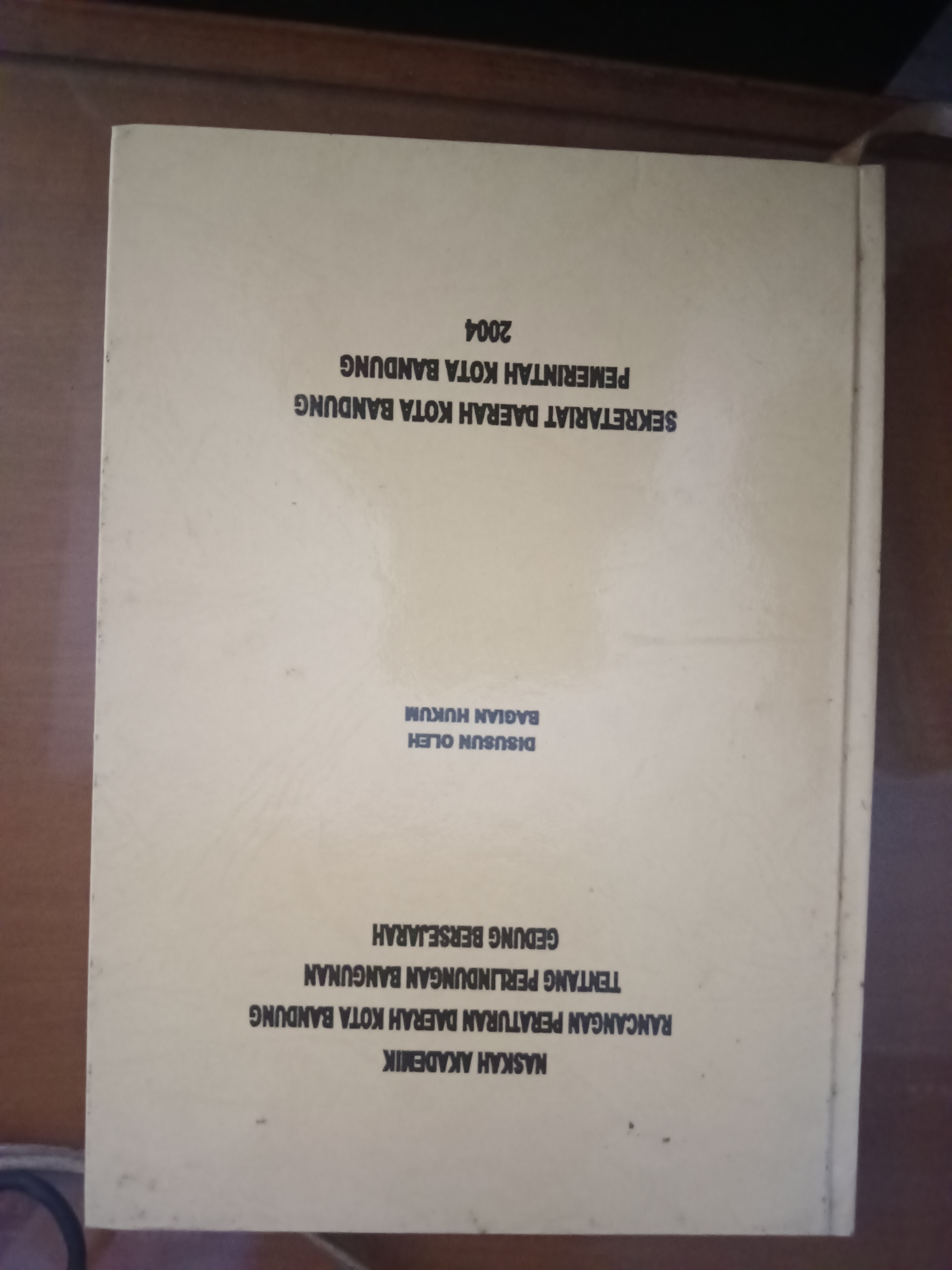 Cover Naskah Akademik Rancangan Peraturan Daerah Kota Bandung Tentang Perlindungan Bangunan Gedung Bersejarah