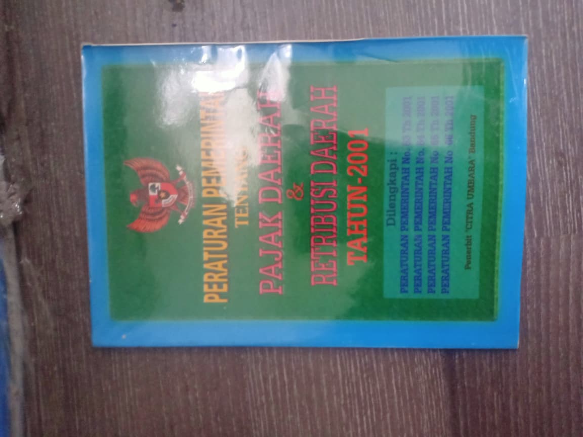 Cover Peraturan Pemerintah Tentang Pajak Daerah & Retribusi Daerah Tahun 2001