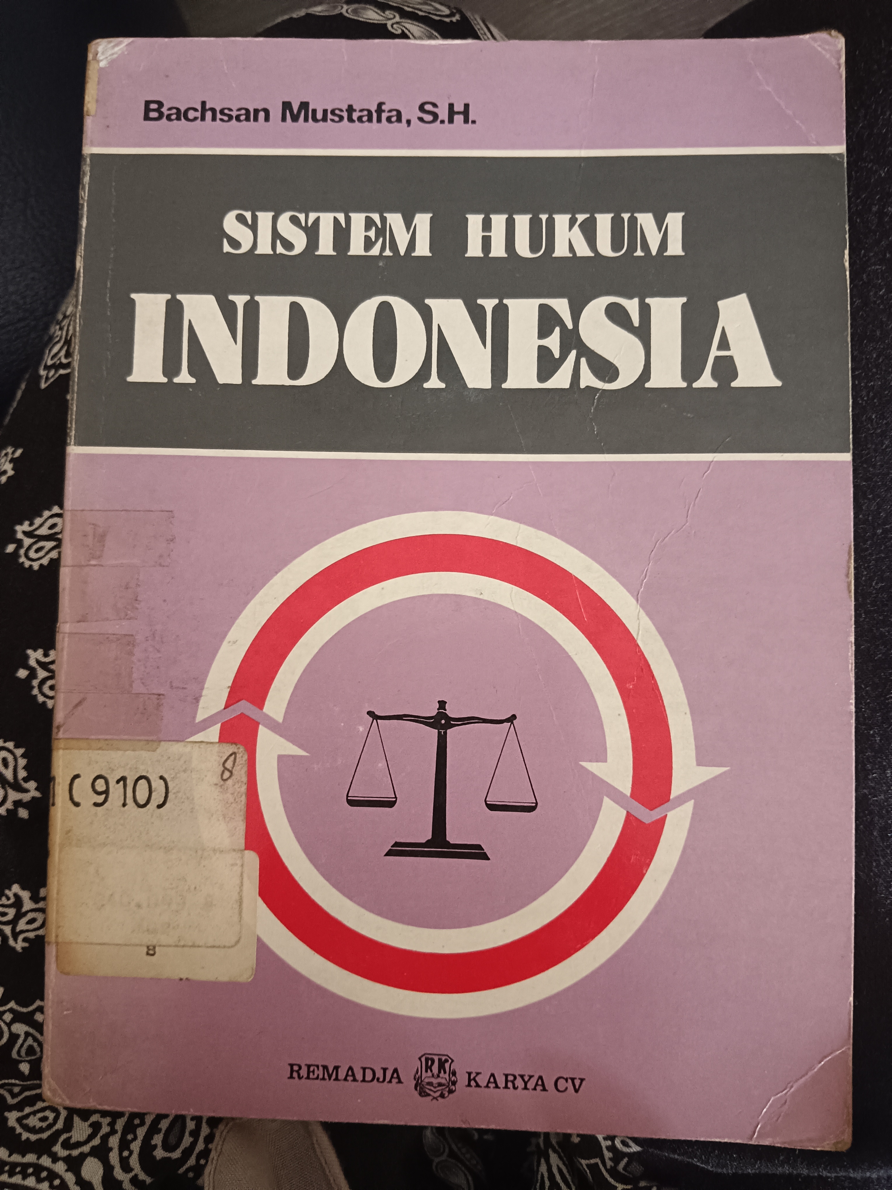 Cover Sistem Hukum Indonesia