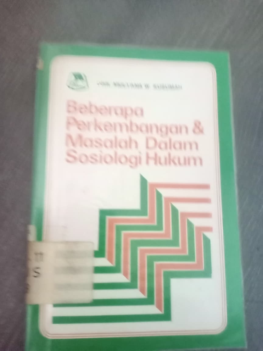 Cover Beberapa Perkembangan & Masalah Dalam Sosialogi Hukum