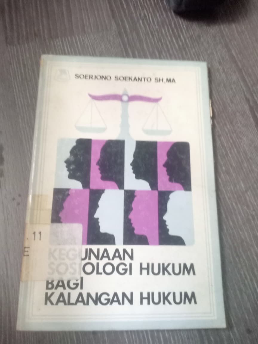Cover Kegunaan Sosialogi Hukum Bagi Kalangan Hukum