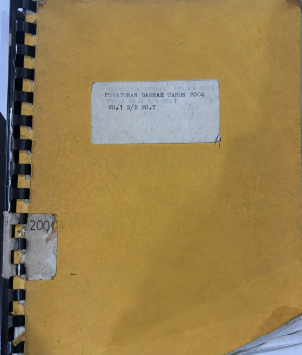 Cover Peraturan Daerah Tahun 2004 No. 1 s/d No. 7