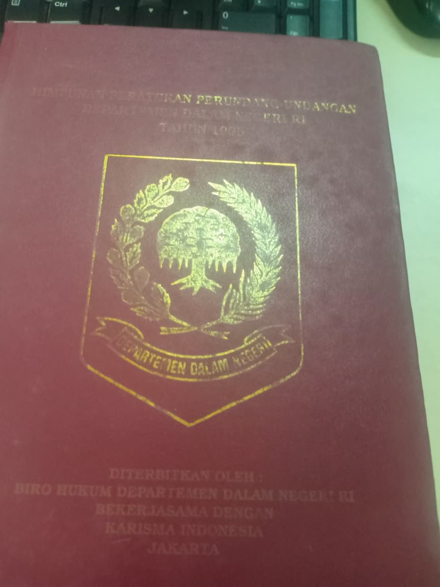 Cover Himpunan Peraturan Perundang-undangan Departemen Dalam Negeri RI Tahun 1996