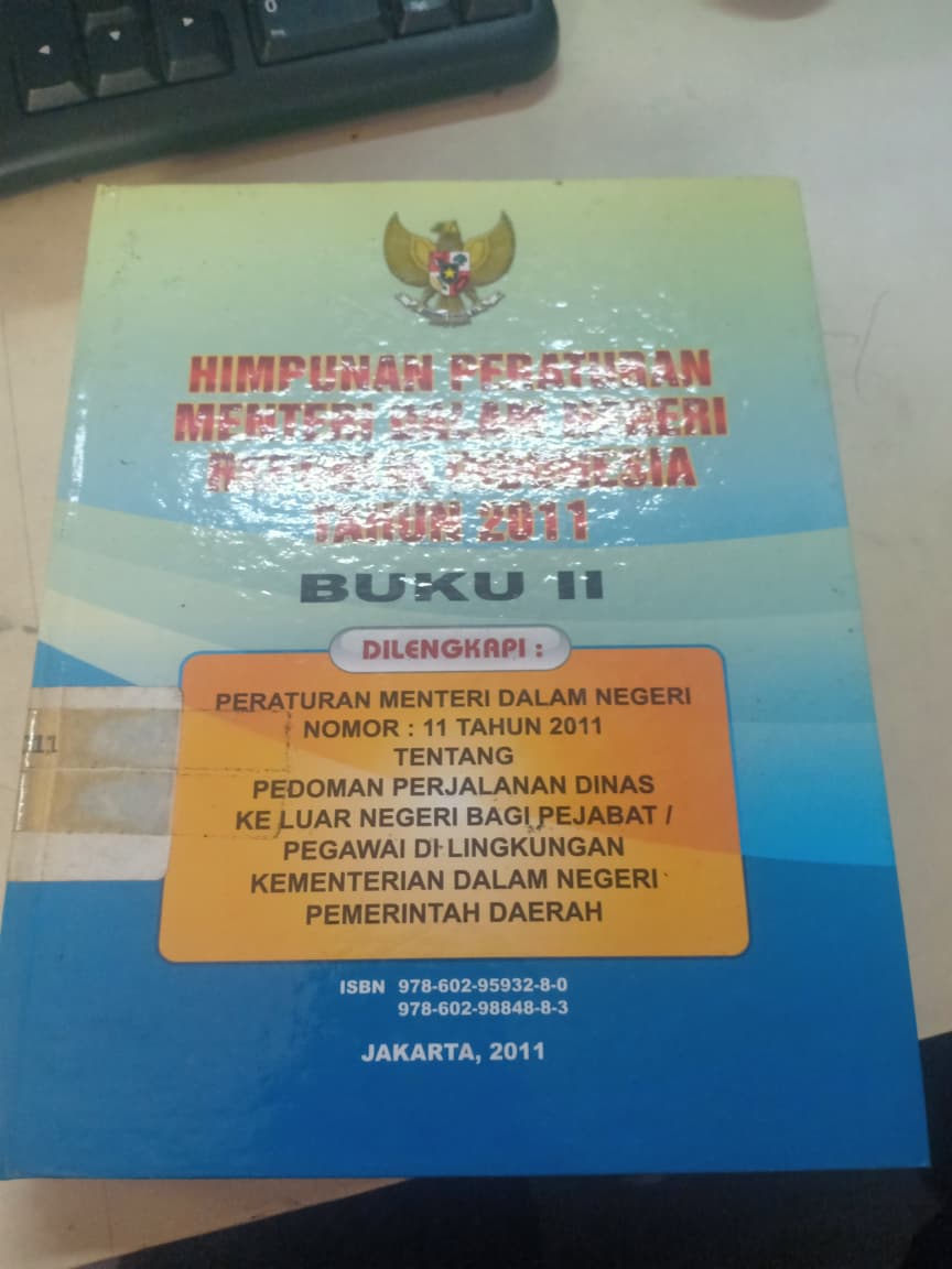 Cover Himpunan Peraturan Menteri Dalam Negeri Republik Indonesia Tahun 2011 Buku II
